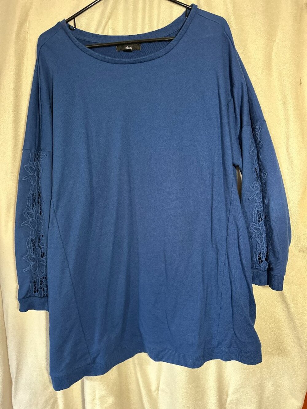 Ellos Women's Sweatshirt Blue Size 22/24 1X Excellent Condition
